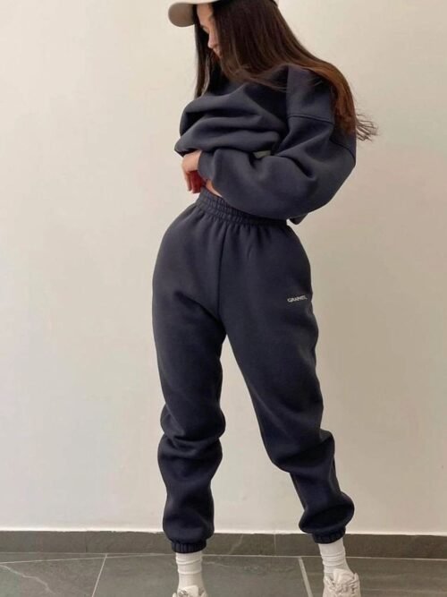 Women’s Casual Tracksuit Set – Oversized Hoodie & Jogger Pants