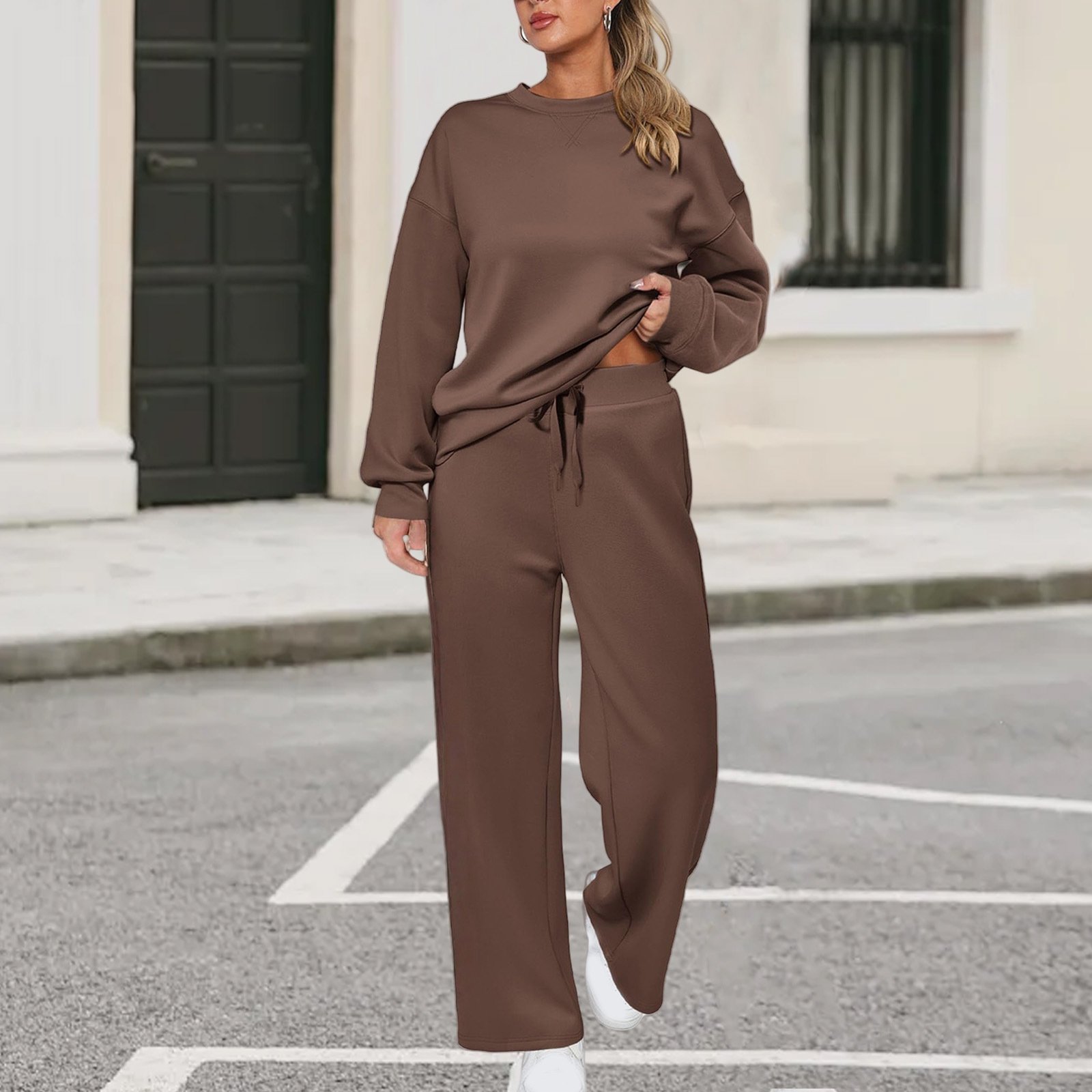 Women's 2-Piece Sweatshirt Set – Long Sleeve Pullover Top & Casual Wide-Leg Pocket Pants, Cozy Matching Loungewear Tracksuit for Fall & Winter